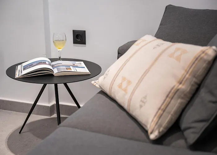 Rodos Downtown 107 *